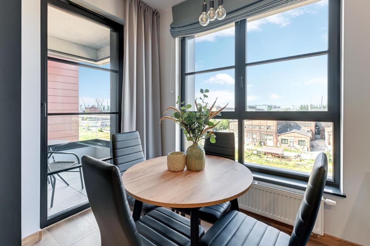 גדנסק Doki Living & Foodhall By Downtown Apartments מראה חיצוני תמונה