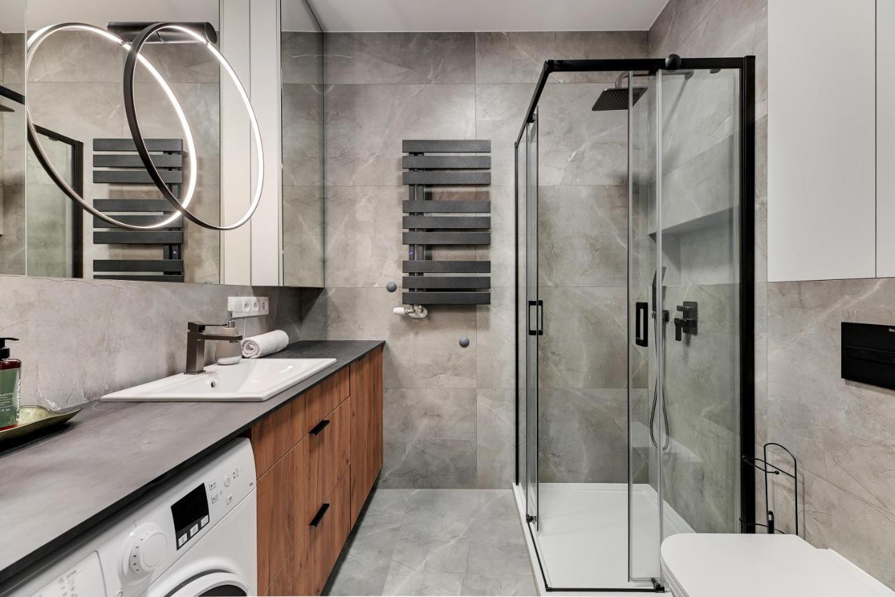 גדנסק Doki Living & Foodhall By Downtown Apartments מראה חיצוני תמונה