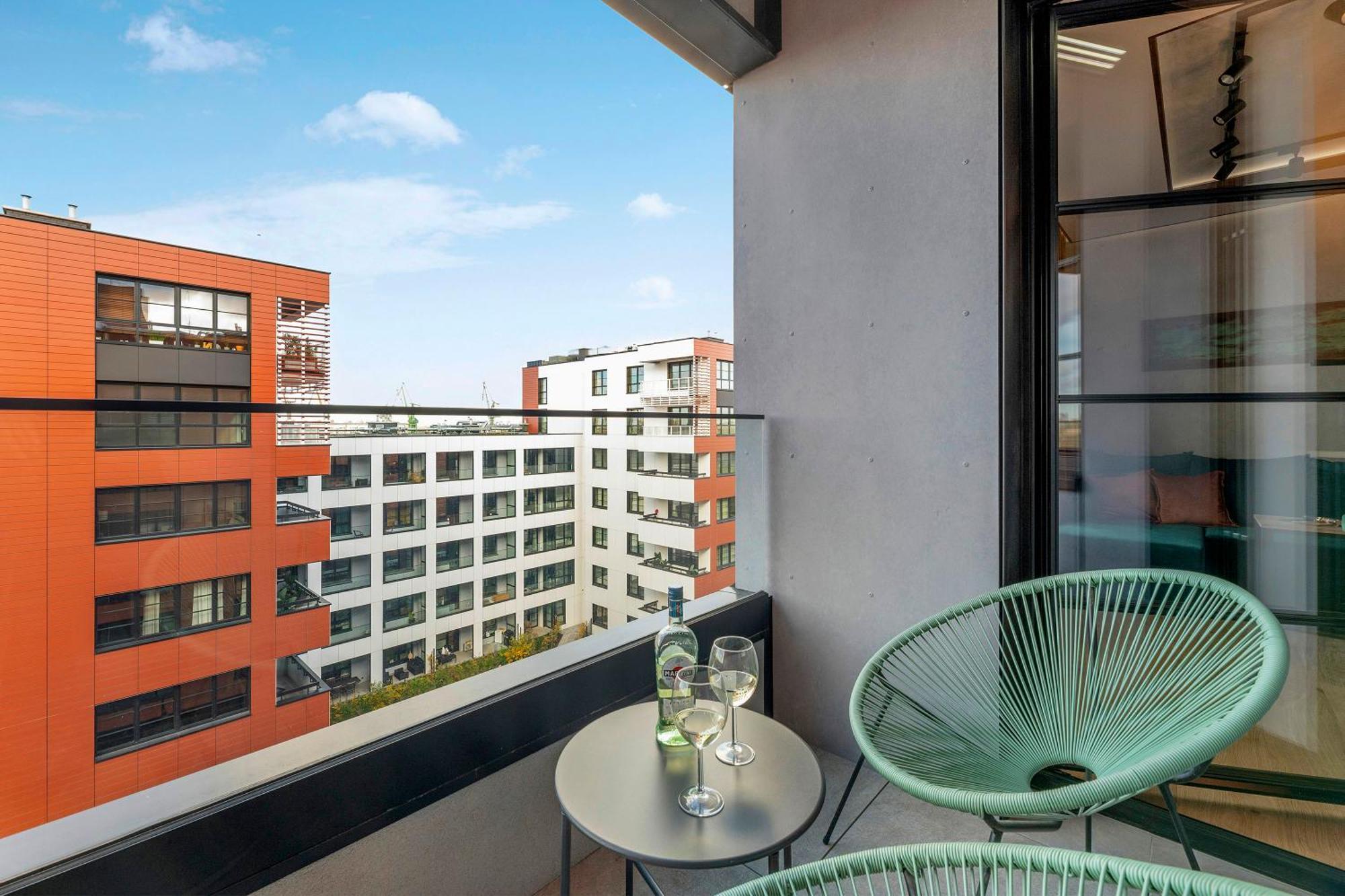 גדנסק Doki Living & Foodhall By Downtown Apartments מראה חיצוני תמונה