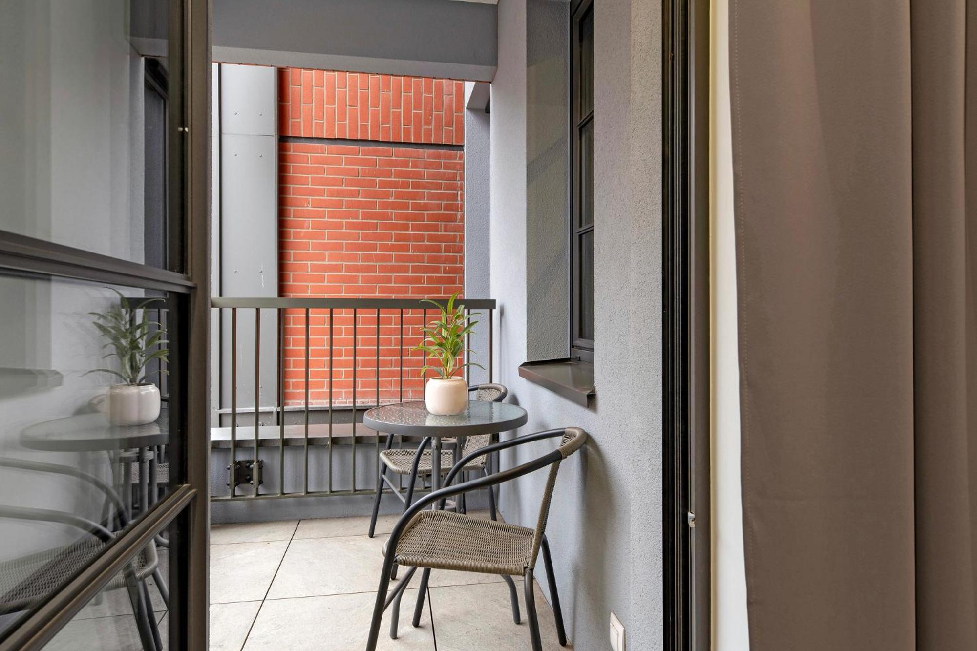 גדנסק Doki Living & Foodhall By Downtown Apartments חדר תמונה