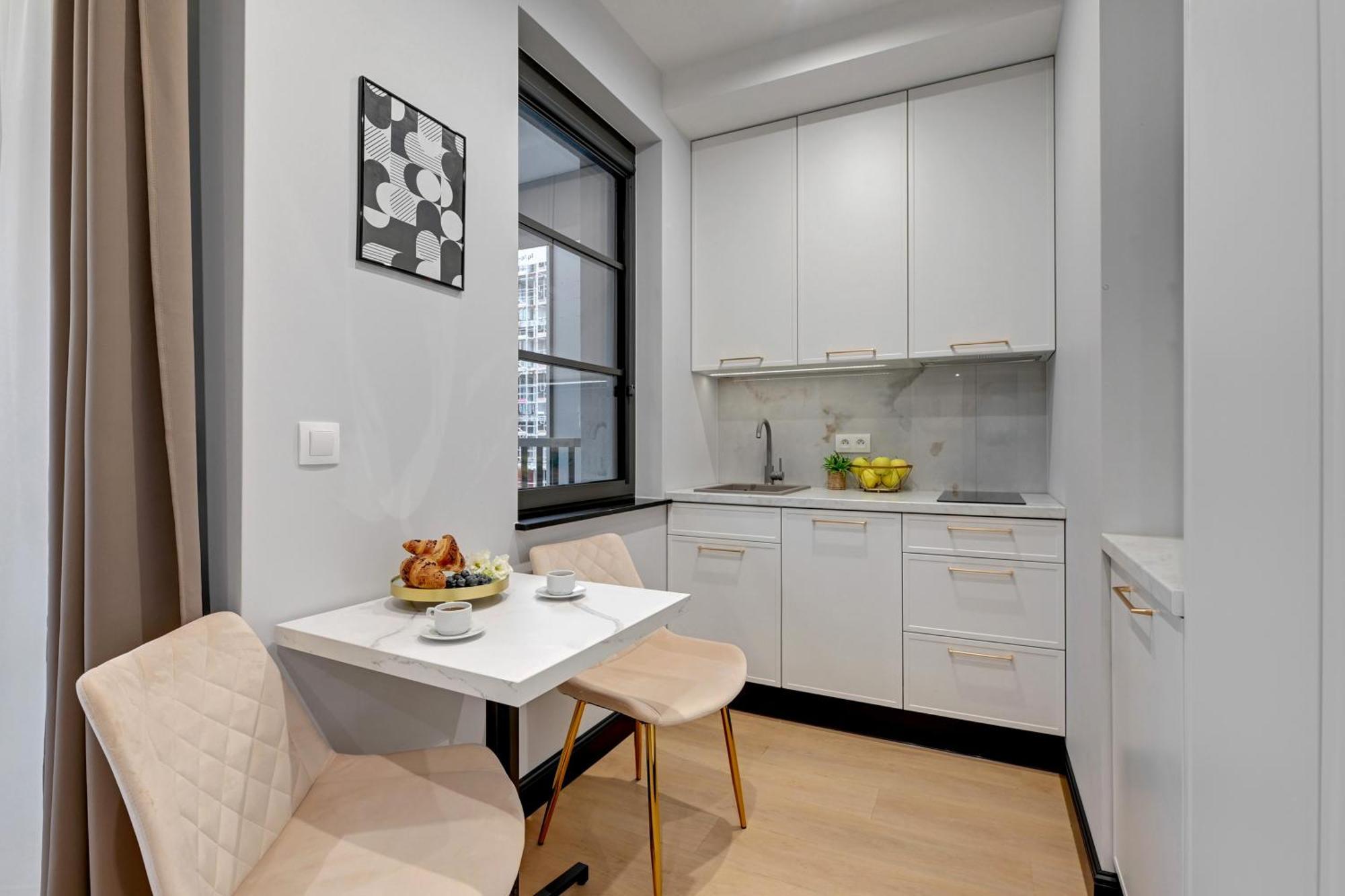 גדנסק Doki Living & Foodhall By Downtown Apartments חדר תמונה
